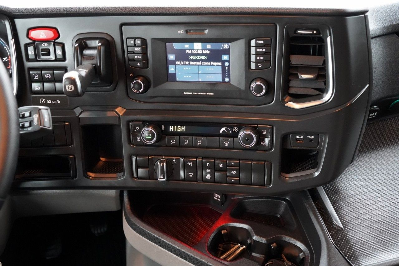 وحدة جر Scania R 450 / RETARDER / OPONY 100%: صورة 28 وحدة جر Scania R 450 / RETARDER / OPONY 100%: صورة 28