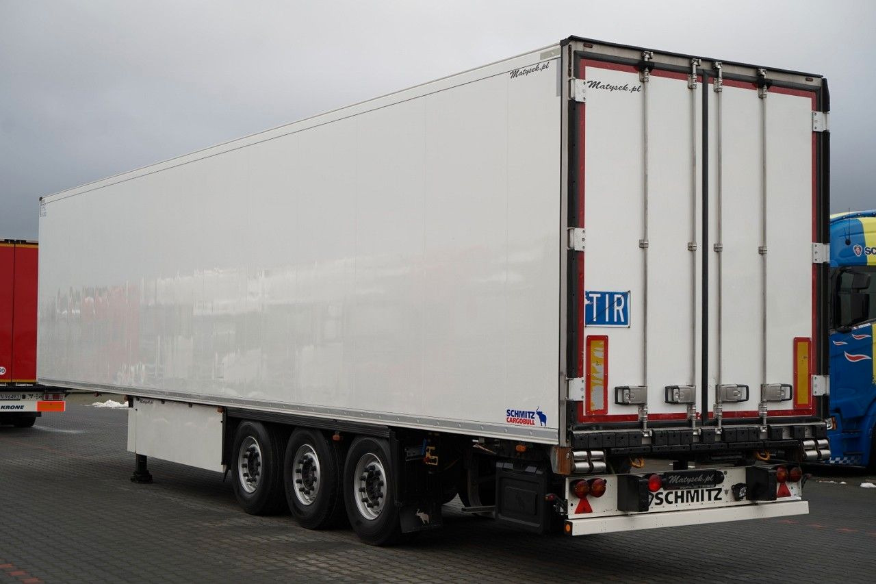 Schmitz Cargobull CHŁODNIA / THERMO KING / HAKÓWKA / OŚ PODNOSZO - نصف مقطورة مُبرِّدة: صورة 4 Schmitz Cargobull CHŁODNIA / THERMO KING / HAKÓWKA / OŚ PODNOSZO - نصف مقطورة مُبرِّدة: صورة 4