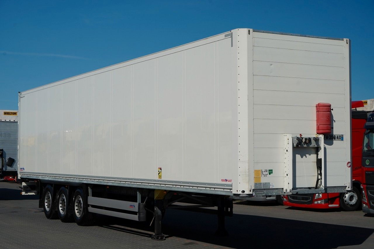 Schmitz Cargobull KONTENER KOFFER / DOPPELSTOCK / 2 OŚ PODNOSZONA - نصف مقطورة مُبرِّدة: صورة 1 Schmitz Cargobull KONTENER KOFFER / DOPPELSTOCK / 2 OŚ PODNOSZONA - نصف مقطورة مُبرِّدة: صورة 1