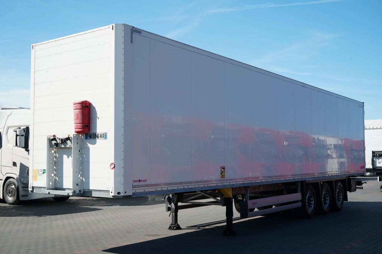 Schmitz Cargobull KONTENER KOFFER / DOPPELSTOCK / 2 OŚ PODNOSZONA - نصف مقطورة مُبرِّدة: صورة 2 Schmitz Cargobull KONTENER KOFFER / DOPPELSTOCK / 2 OŚ PODNOSZONA - نصف مقطورة مُبرِّدة: صورة 2