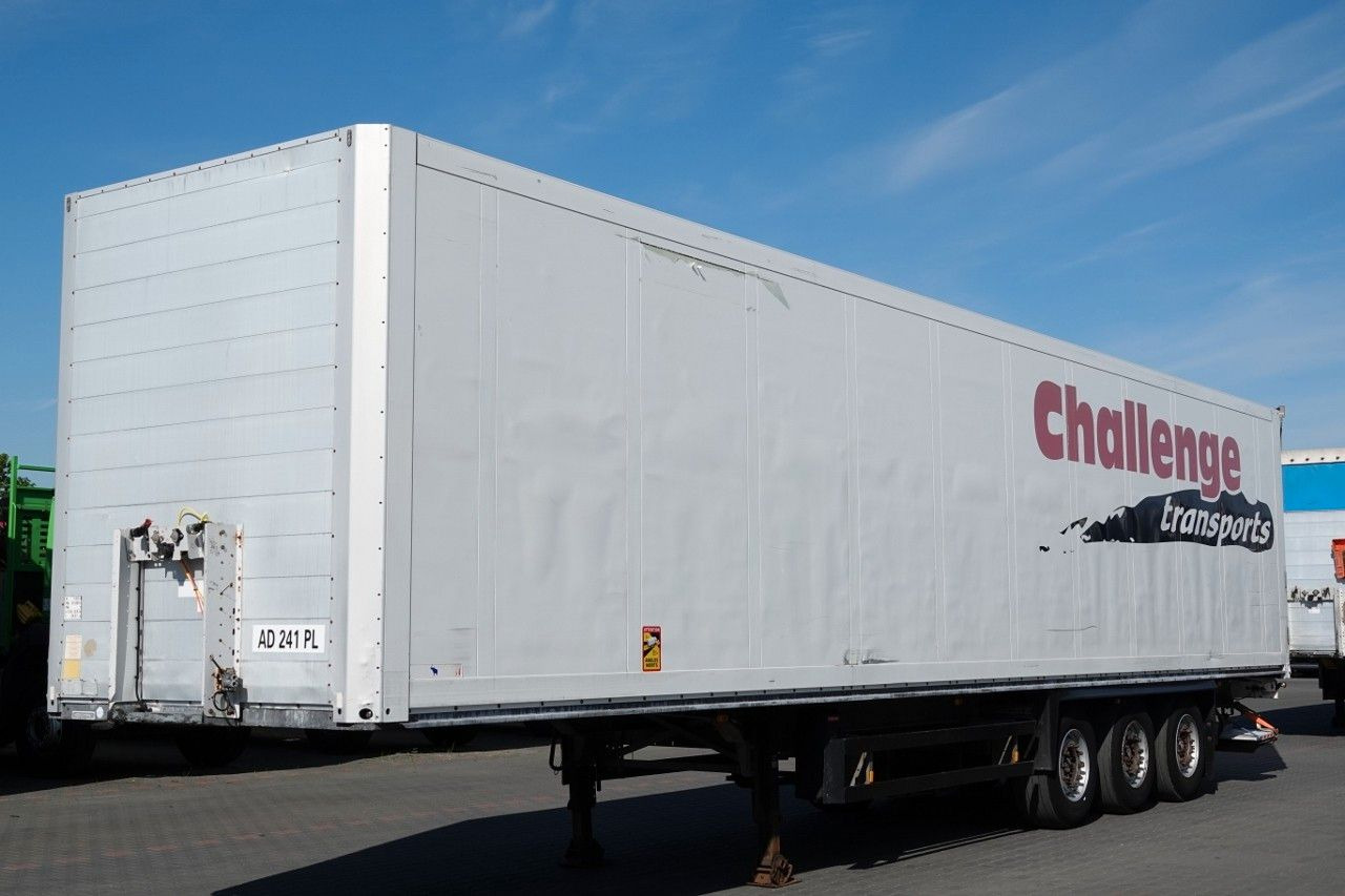 Schmitz Cargobull KONTENER KOFFER / WINDA MBB / SAF / SPROWADZONA - نصف مقطورة مُبرِّدة: صورة 2 Schmitz Cargobull KONTENER KOFFER / WINDA MBB / SAF / SPROWADZONA - نصف مقطورة مُبرِّدة: صورة 2