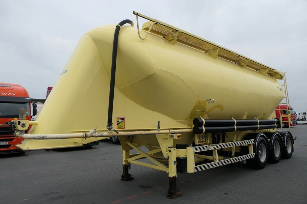 Spitzer CEMENTONACZEPA / 39000 L / SILOS / Spitzer CEMENTONACZEPA / 39000 L / SILOS / - بلكر: صورة 3 Spitzer CEMENTONACZEPA / 39000 L / SILOS / Spitzer CEMENTONACZEPA / 39000 L / SILOS / - بلكر: صورة 3