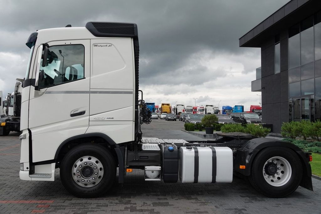 Volvo FH 420 / 13 L / PEŁNY ADR / 2017 ROK / LOW CAB Volvo FH 420 / 13 L / PEŁNY ADR / 2017 ROK / LOW CAB - وحدة جر: صورة 3 Volvo FH 420 / 13 L / PEŁNY ADR / 2017 ROK / LOW CAB Volvo FH 420 / 13 L / PEŁNY ADR / 2017 ROK / LOW CAB - وحدة جر: صورة 3