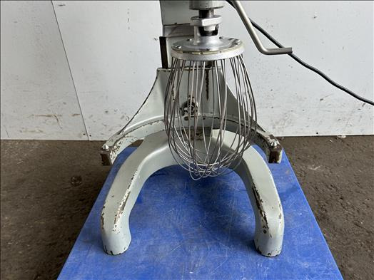 Hobart 20l Planetary mixer - آلة الغذاء: صورة 4 Hobart 20l Planetary mixer - آلة الغذاء: صورة 4