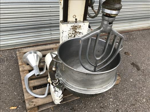 Hobart ME800 80L planetary mixer - آلة الغذاء: صورة 4 Hobart ME800 80L planetary mixer - آلة الغذاء: صورة 4