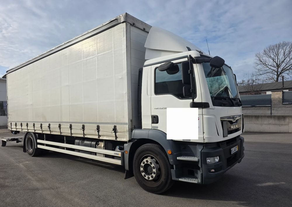 MAN TGM 15.250 /18.250 /FIRANKA / RAMA DO ZABUDOWY / WYWROTKA / HAKOWIEC / MANUALNA - شاحنة ستارة: صورة 2 MAN TGM 15.250 /18.250 /FIRANKA / RAMA DO ZABUDOWY / WYWROTKA / HAKOWIEC / MANUALNA - شاحنة ستارة: صورة 2