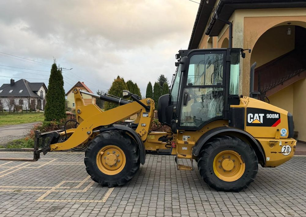 اللودر بعجل Caterpillar CAT 908M / SPROWADZONA / ŁYŻKA SZCZĘKA + WIDŁY / / 2017R / W ORGINALE / Z NIEMIEC / 1 WŁAŚCICIEL/: صورة 9