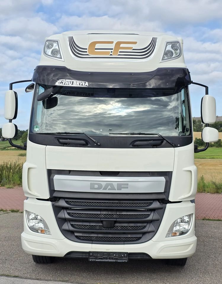 DAF CF 330/10.2017/KONTENER MEBLOWY/IZOTERMA/WINDA/18 PALET/E6/NISKI PRZEBIEG/Z NIEMIEC/JAK NOWY/DUŻY SILNIK 10 837cm3// - شاحنة مقفلة: صورة 3 DAF CF 330/10.2017/KONTENER MEBLOWY/IZOTERMA/WINDA/18 PALET/E6/NISKI PRZEBIEG/Z NIEMIEC/JAK NOWY/DUŻY SILNIK 10 837cm3// - شاحنة مقفلة: صورة 3