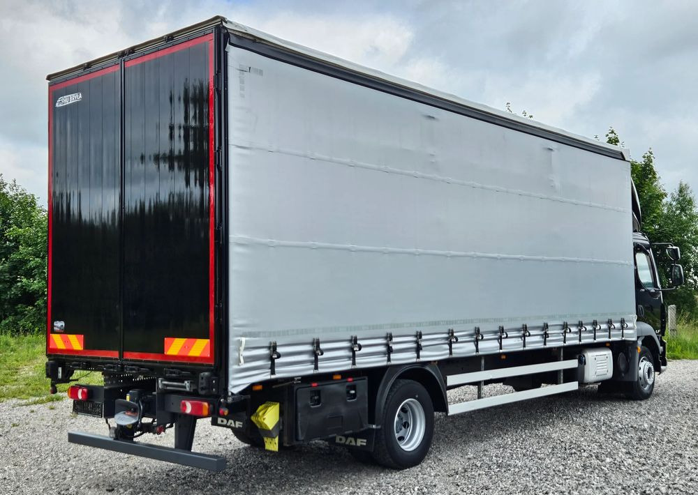 DAF LF 290 / WINDA / 16TON DMC / FIRANKA / AUTOMAT / JEDEN WŁAŚCICIE / EURO 6 / 2019 / SPROWADZONY / 20PALET / NISKI PRZEBIEG / DUŻA ŁADOWNOŚĆ / JAK NOWY - شاحنة ستارة: صورة 4 DAF LF 290 / WINDA / 16TON DMC / FIRANKA / AUTOMAT / JEDEN WŁAŚCICIE / EURO 6 / 2019 / SPROWADZONY / 20PALET / NISKI PRZEBIEG / DUŻA ŁADOWNOŚĆ / JAK NOWY - شاحنة ستارة: صورة 4