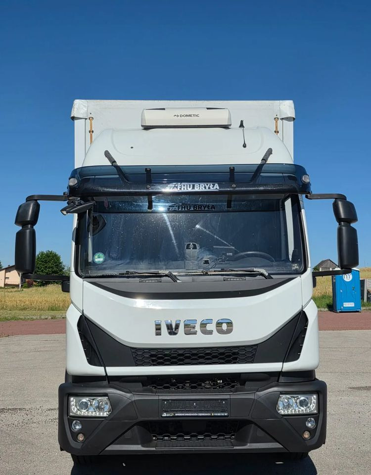 Iveco EUROCARGO 160E320/FIRANKA/WINDA/AUTOMAT/NISKI PRZEBIEG/E6/SPROWADZONY/PIERWSZY WŁAŚCICIEL - شاحنة ستارة: صورة 3 Iveco EUROCARGO 160E320/FIRANKA/WINDA/AUTOMAT/NISKI PRZEBIEG/E6/SPROWADZONY/PIERWSZY WŁAŚCICIEL - شاحنة ستارة: صورة 3