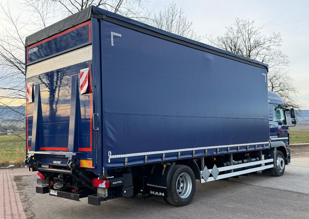 MAN TGM 18.340 / FIRANKA / SPROWADZONY / 9100 ŁADOWNOŚĆ / 18 PALET / E6 / WINDA / - شاحنة ستارة: صورة 4 MAN TGM 18.340 / FIRANKA / SPROWADZONY / 9100 ŁADOWNOŚĆ / 18 PALET / E6 / WINDA / - شاحنة ستارة: صورة 4