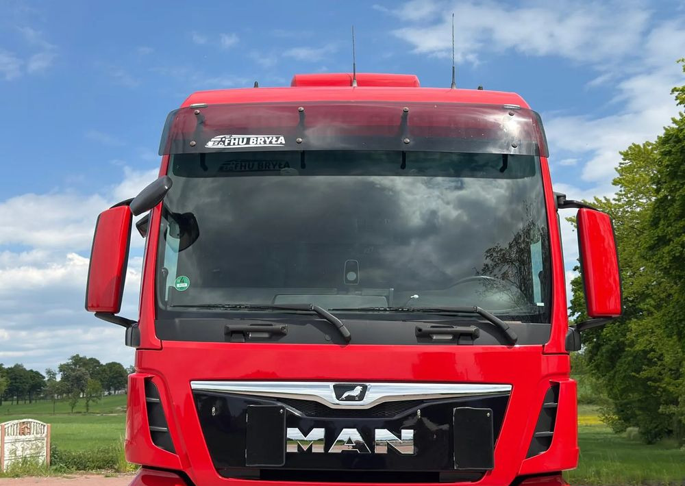 MAN TGX 26.500/LIFT/6X2/KLIMA POSTOJOWA/18PALET/E6/FIRANKA/WINDA/NISKI PRZEBIEG/JEDEN WŁAŚCICIEL/PODWIESZANA OŚ - شاحنة ستارة: صورة 5 MAN TGX 26.500/LIFT/6X2/KLIMA POSTOJOWA/18PALET/E6/FIRANKA/WINDA/NISKI PRZEBIEG/JEDEN WŁAŚCICIEL/PODWIESZANA OŚ - شاحنة ستارة: صورة 5