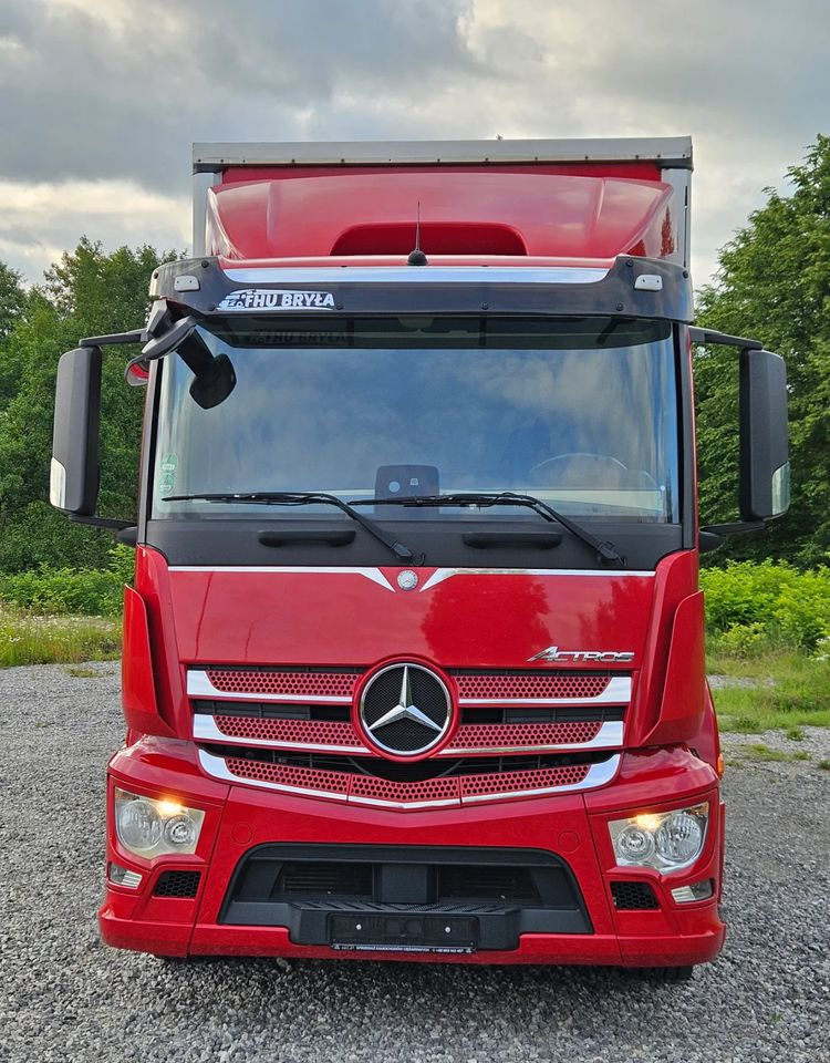 Mercedes-Benz ACTROS 1830/1827/1832/FIRANKA/WINDA/18 EUROPALET/AUTOMAT/Z NIEMIEC/2017/DUŻA ŁADOWNOŚĆ - شاحنة ستارة: صورة 3 Mercedes-Benz ACTROS 1830/1827/1832/FIRANKA/WINDA/18 EUROPALET/AUTOMAT/Z NIEMIEC/2017/DUŻA ŁADOWNOŚĆ - شاحنة ستارة: صورة 3