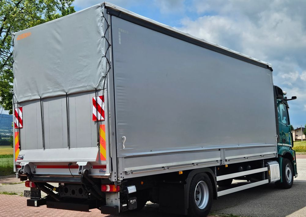 Mercedes-Benz ACTROS 1833 / BURTO-FIRANKA / WINDA / 18 PALET / 8600 ŁADOWNOŚĆ / AUTOMAT / DUŻY SILNIK / 10.2019 ROK / SYPIALKA / LEDY / KAMERY / VIRTUAL COCPIT/ JAK NOWY - شاحنة ستارة: صورة 5 Mercedes-Benz ACTROS 1833 / BURTO-FIRANKA / WINDA / 18 PALET / 8600 ŁADOWNOŚĆ / AUTOMAT / DUŻY SILNIK / 10.2019 ROK / SYPIALKA / LEDY / KAMERY / VIRTUAL COCPIT/ JAK NOWY - شاحنة ستارة: صورة 5