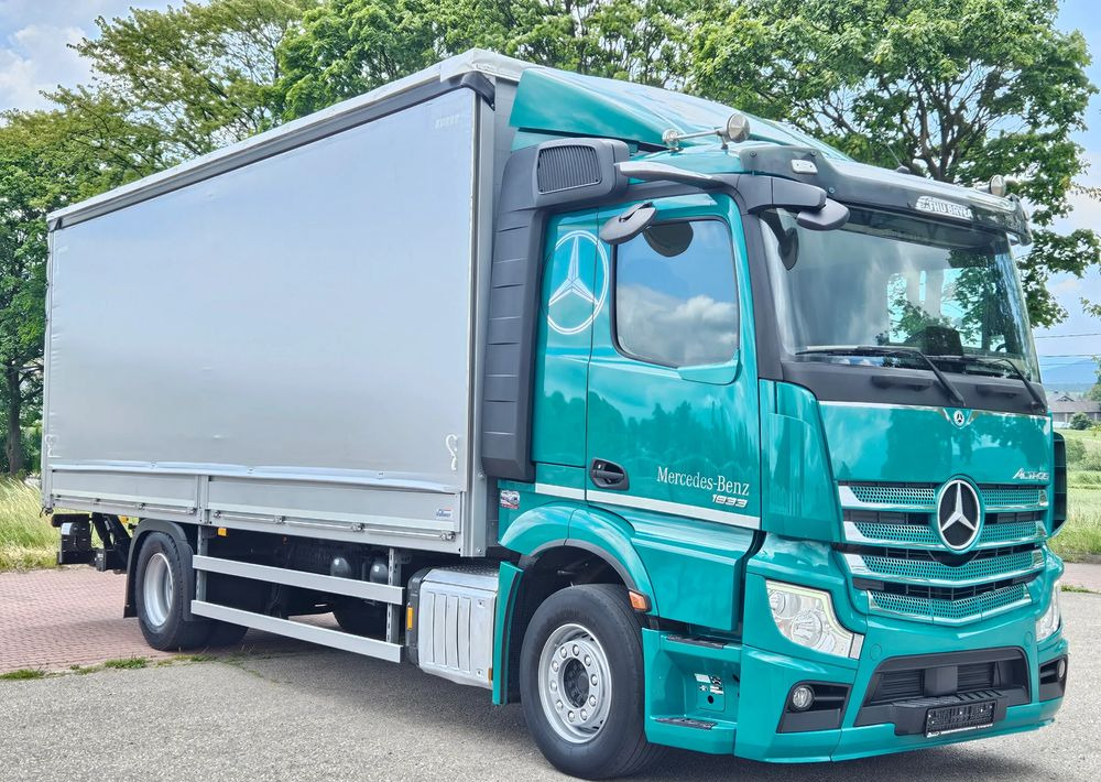 Mercedes-Benz ACTROS 1833 / BURTO-FIRANKA / WINDA / 18 PALET / 8600 ŁADOWNOŚĆ / AUTOMAT / DUŻY SILNIK / 10.2019 ROK / SYPIALKA / LEDY / KAMERY / VIRTUAL COCPIT/ JAK NOWY - شاحنة ستارة: صورة 2 Mercedes-Benz ACTROS 1833 / BURTO-FIRANKA / WINDA / 18 PALET / 8600 ŁADOWNOŚĆ / AUTOMAT / DUŻY SILNIK / 10.2019 ROK / SYPIALKA / LEDY / KAMERY / VIRTUAL COCPIT/ JAK NOWY - شاحنة ستارة: صورة 2