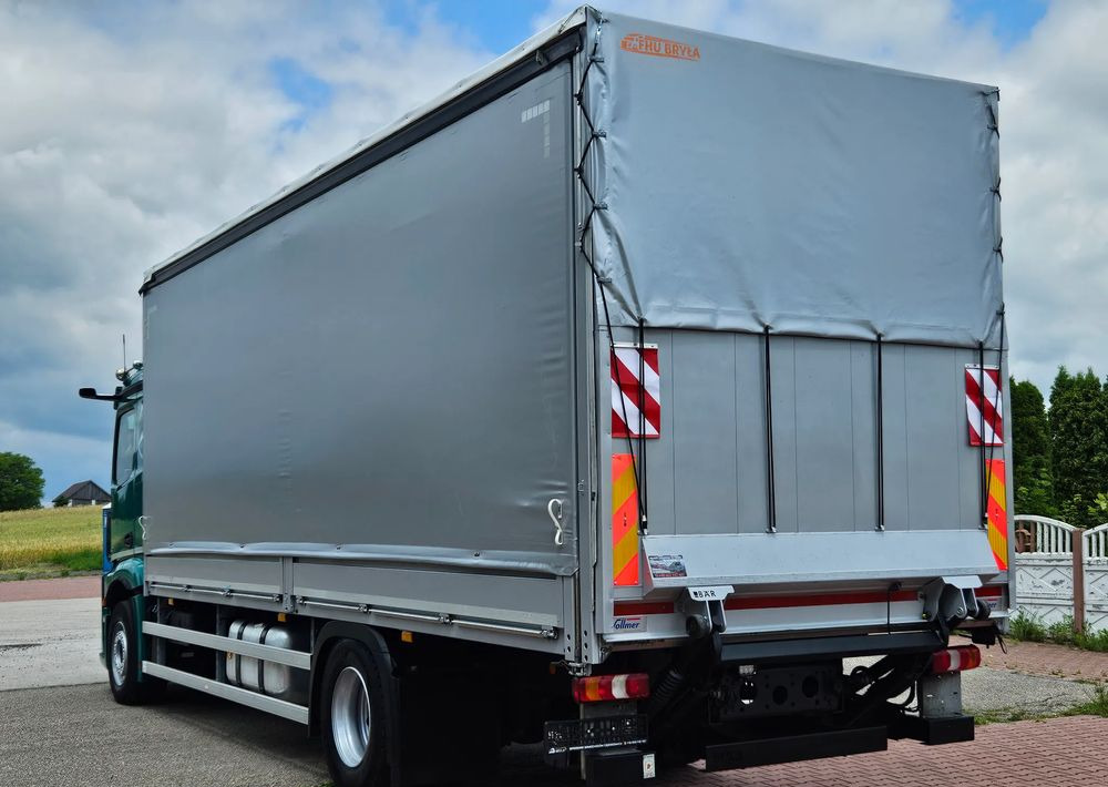 Mercedes-Benz ACTROS 1833 / BURTO-FIRANKA / WINDA / 18 PALET / 8600 ŁADOWNOŚĆ / AUTOMAT / DUŻY SILNIK / 10.2019 ROK / SYPIALKA / LEDY / KAMERY / VIRTUAL COCPIT/ JAK NOWY - شاحنة ستارة: صورة 4 Mercedes-Benz ACTROS 1833 / BURTO-FIRANKA / WINDA / 18 PALET / 8600 ŁADOWNOŚĆ / AUTOMAT / DUŻY SILNIK / 10.2019 ROK / SYPIALKA / LEDY / KAMERY / VIRTUAL COCPIT/ JAK NOWY - شاحنة ستارة: صورة 4