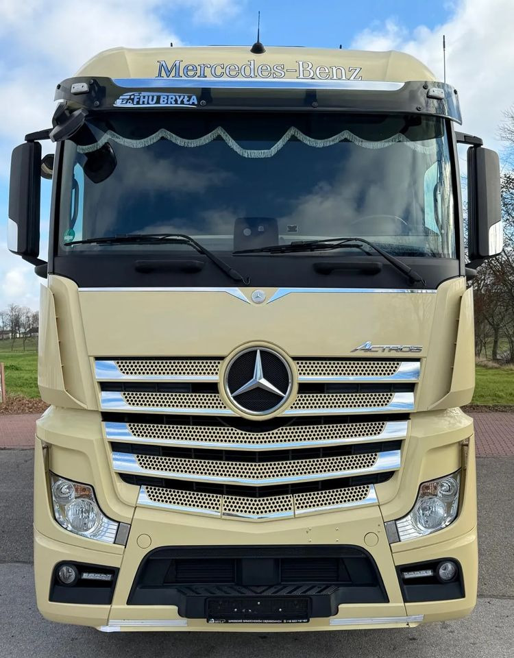 Mercedes-Benz ACTROS 1846 / FIRANKA / WINDA / 18 EUROPALET / AUTOMAT / Z NIEMIEC / 2019 / PRZEBIEG 370 TYŚ KM - شاحنة ستارة: صورة 3 Mercedes-Benz ACTROS 1846 / FIRANKA / WINDA / 18 EUROPALET / AUTOMAT / Z NIEMIEC / 2019 / PRZEBIEG 370 TYŚ KM - شاحنة ستارة: صورة 3