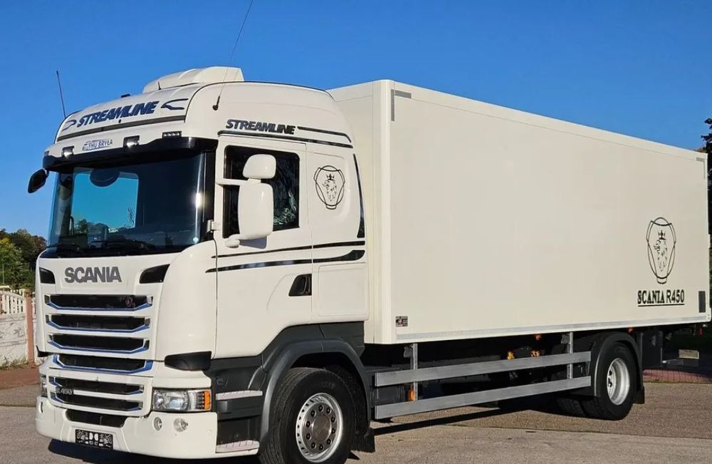 Scania R450/G410/G450/IZOTERMA/2017/DO BYDŁA/DO ŻYWCA/WINDA/KONTENER/SILNIK6/18PALET/EURO6/SPROWADZONA/NISKI PRZEBIEG/JEDEN WŁAŚCICIEL - شاحنة الفريزر: صورة 1 Scania R450/G410/G450/IZOTERMA/2017/DO BYDŁA/DO ŻYWCA/WINDA/KONTENER/SILNIK6/18PALET/EURO6/SPROWADZONA/NISKI PRZEBIEG/JEDEN WŁAŚCICIEL - شاحنة الفريزر: صورة 1