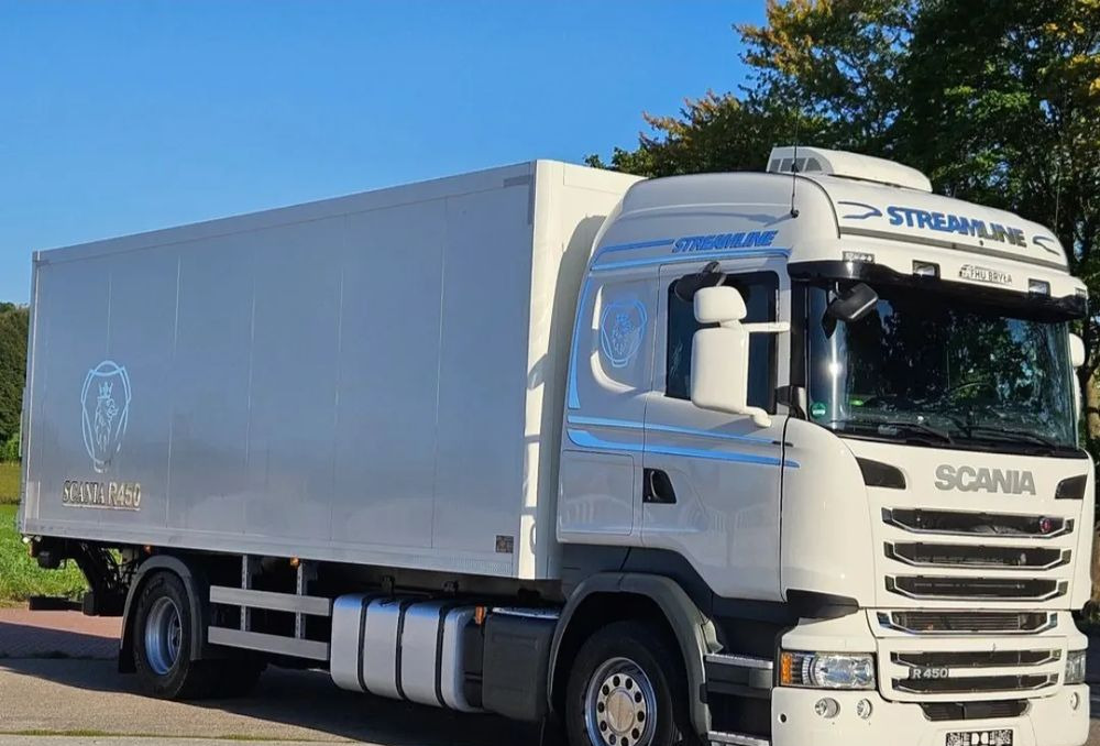 Scania R450/G410/G450/IZOTERMA/2017/DO BYDŁA/DO ŻYWCA/WINDA/KONTENER/SILNIK6/18PALET/EURO6/SPROWADZONA/NISKI PRZEBIEG/JEDEN WŁAŚCICIEL - شاحنة الفريزر: صورة 2 Scania R450/G410/G450/IZOTERMA/2017/DO BYDŁA/DO ŻYWCA/WINDA/KONTENER/SILNIK6/18PALET/EURO6/SPROWADZONA/NISKI PRZEBIEG/JEDEN WŁAŚCICIEL - شاحنة الفريزر: صورة 2