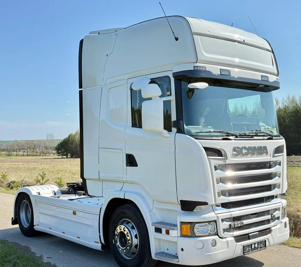 Scania R520/SERWISOWANA/SPROWADZONA/4PODUSZKI TYŁ/RETARDER/NISKI PRZEBIEG - وحدة جر: صورة 2 Scania R520/SERWISOWANA/SPROWADZONA/4PODUSZKI TYŁ/RETARDER/NISKI PRZEBIEG - وحدة جر: صورة 2