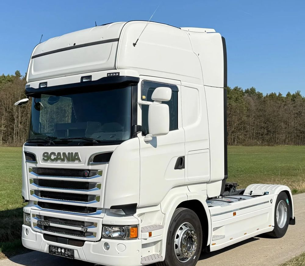 Scania R520/SERWISOWANA/SPROWADZONA/4PODUSZKI TYŁ/RETARDER/NISKI PRZEBIEG - وحدة جر: صورة 1 Scania R520/SERWISOWANA/SPROWADZONA/4PODUSZKI TYŁ/RETARDER/NISKI PRZEBIEG - وحدة جر: صورة 1