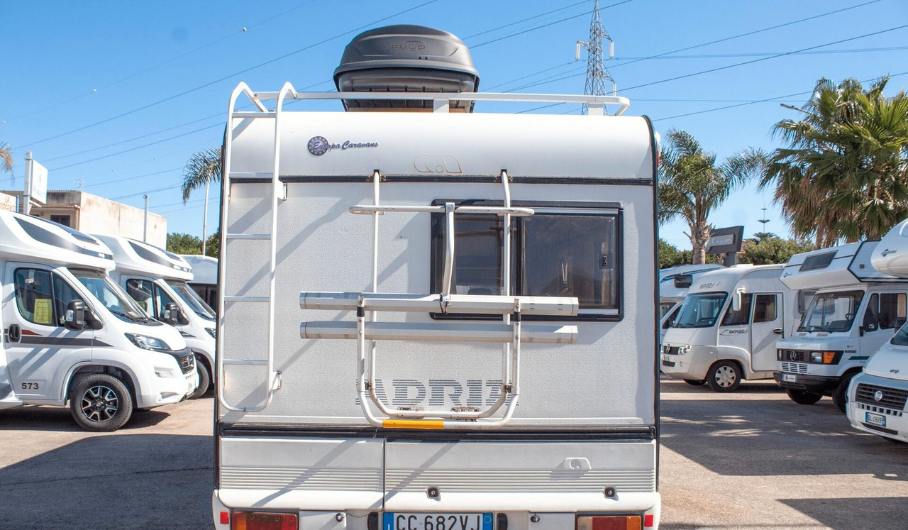 Adria 610 - موتر هوم سقف عالي: صورة 2 Adria 610 - موتر هوم سقف عالي: صورة 2