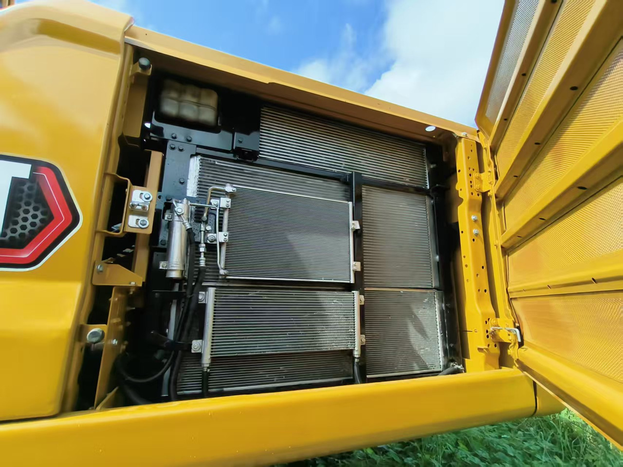 CATERPILLAR CAT336DL - حفار زحاف: صورة 4 CATERPILLAR CAT336DL - حفار زحاف: صورة 4