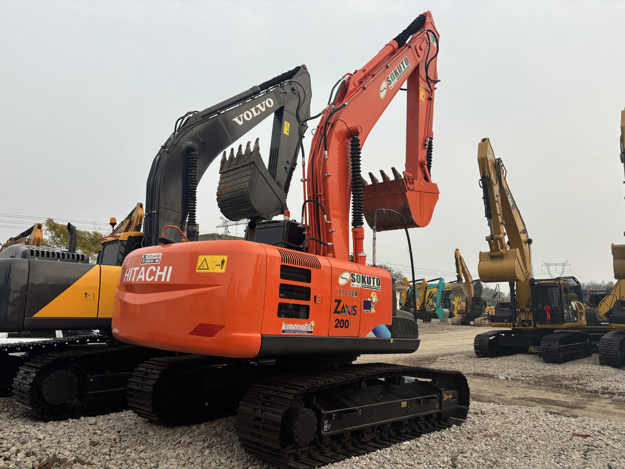 Hitachi Zx200-3 - حفار زحاف: صورة 2 Hitachi Zx200-3 - حفار زحاف: صورة 2
