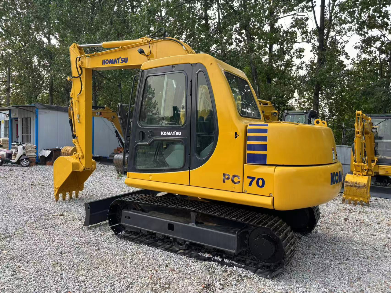 حفارة مُصَّغرة KOMATSU PC70: صورة 6