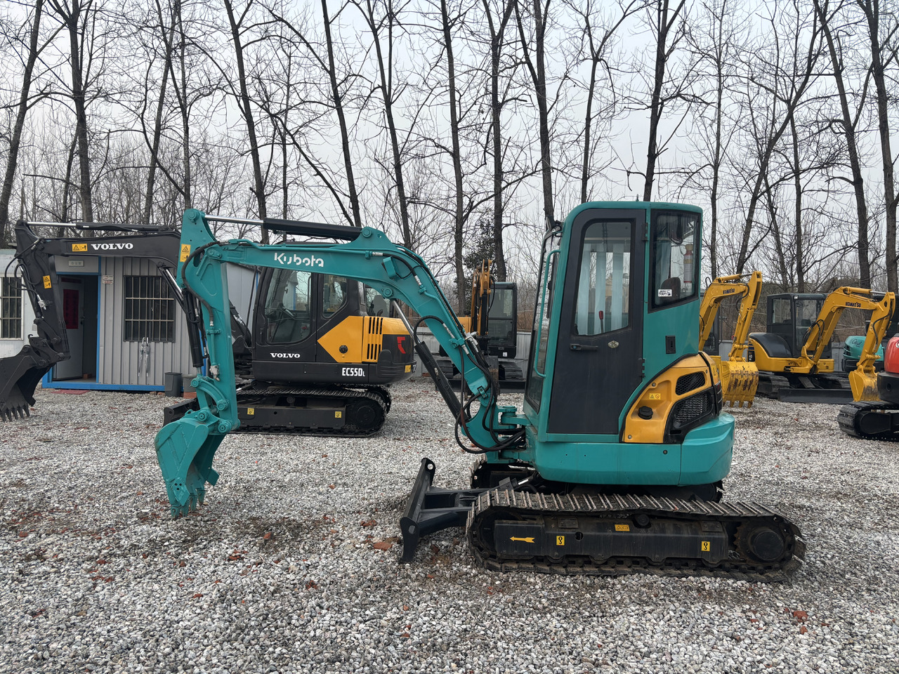 KUBOTA U35 - حفارة مُصَّغرة: صورة 3 KUBOTA U35 - حفارة مُصَّغرة: صورة 3