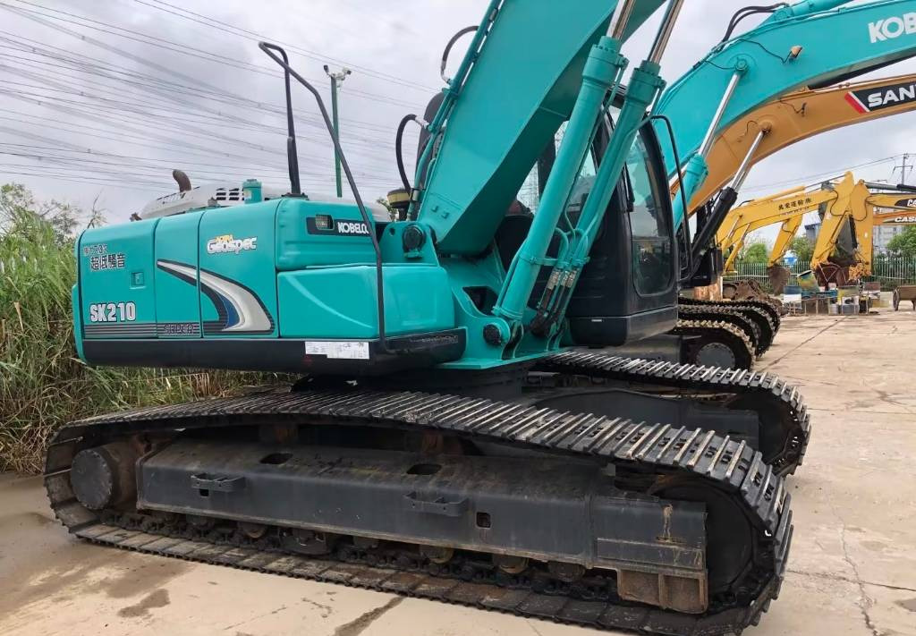 Kobelco SK 210-8 - حفار زحاف: صورة 4 Kobelco SK 210-8 - حفار زحاف: صورة 4