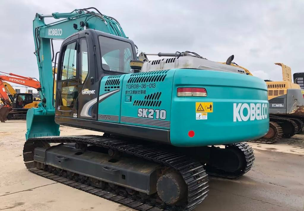 Kobelco SK 210-8 - حفار زحاف: صورة 2 Kobelco SK 210-8 - حفار زحاف: صورة 2