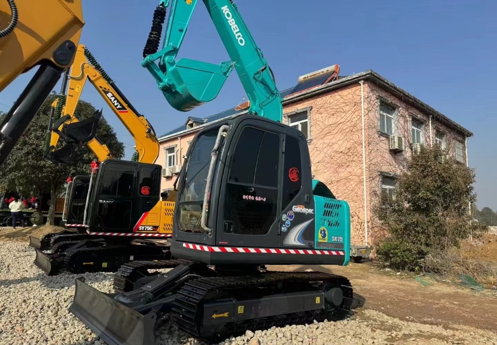 Kobelco SK 75 KOBELCO SK75-8 - حفارة مُصَّغرة: صورة 1 Kobelco SK 75 KOBELCO SK75-8 - حفارة مُصَّغرة: صورة 1