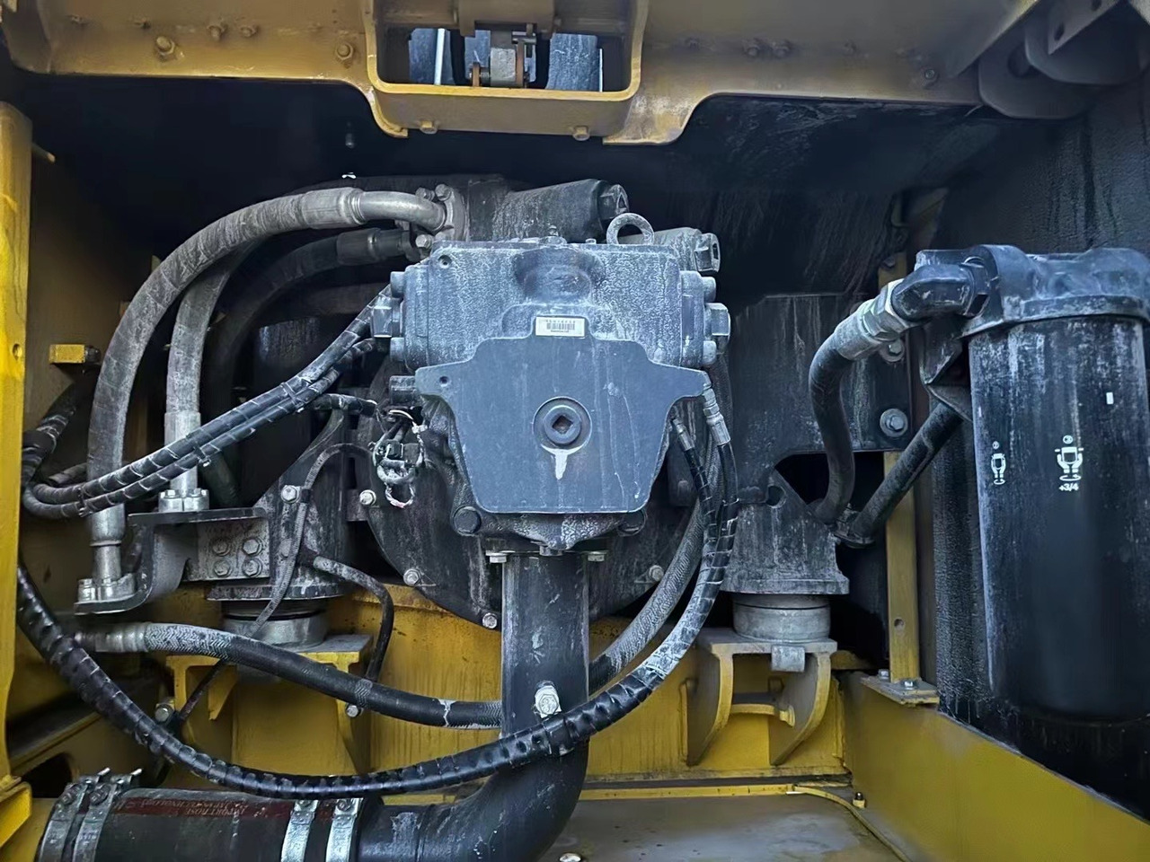Komatsu PC 350-7 PC350 - حفار زحاف: صورة 4 Komatsu PC 350-7 PC350 - حفار زحاف: صورة 4