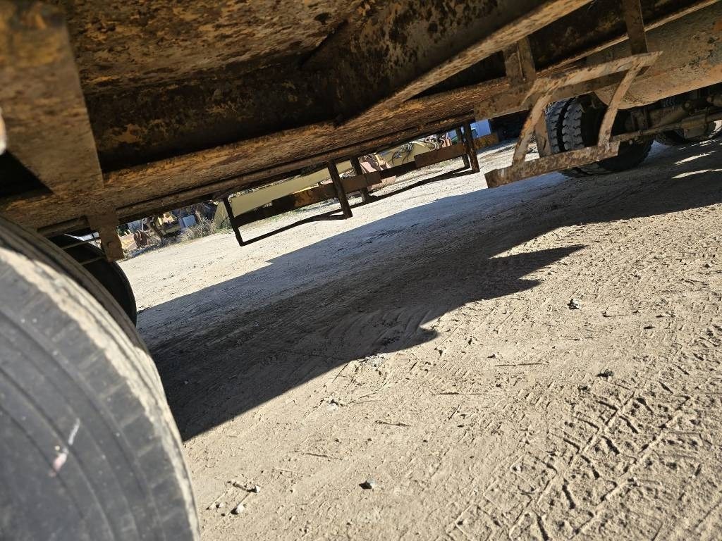 Bertoja 3 - عربة منخفضة مسطحة نصف مقطورة: صورة 4 Bertoja 3 - عربة منخفضة مسطحة نصف مقطورة: صورة 4