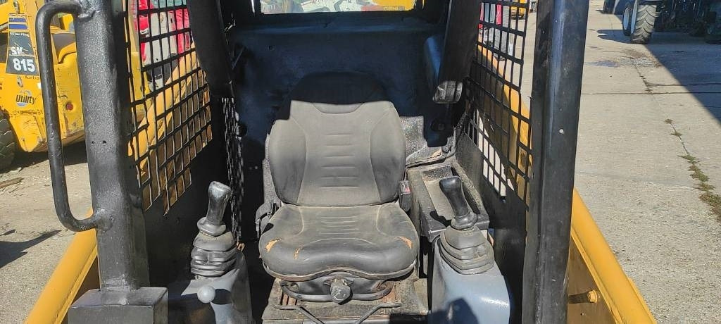 شيول صغير CAT 216: صورة 8 شيول صغير CAT 216: صورة 8