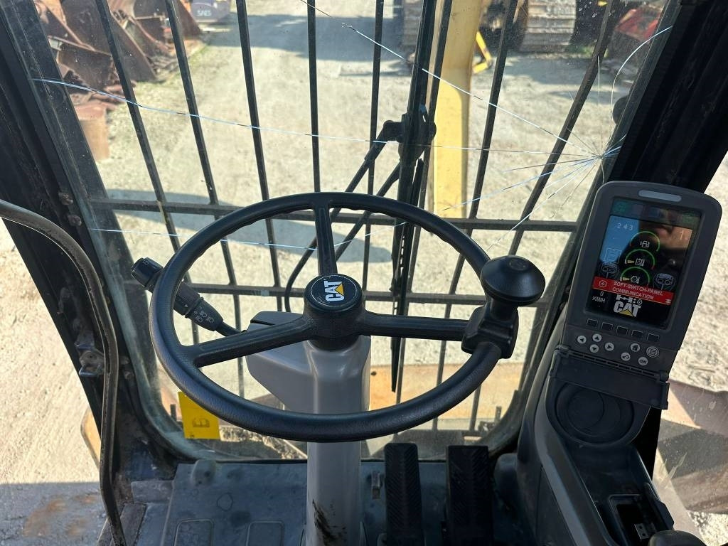 معالج النفايات CAT M 318 D MH: صورة 11