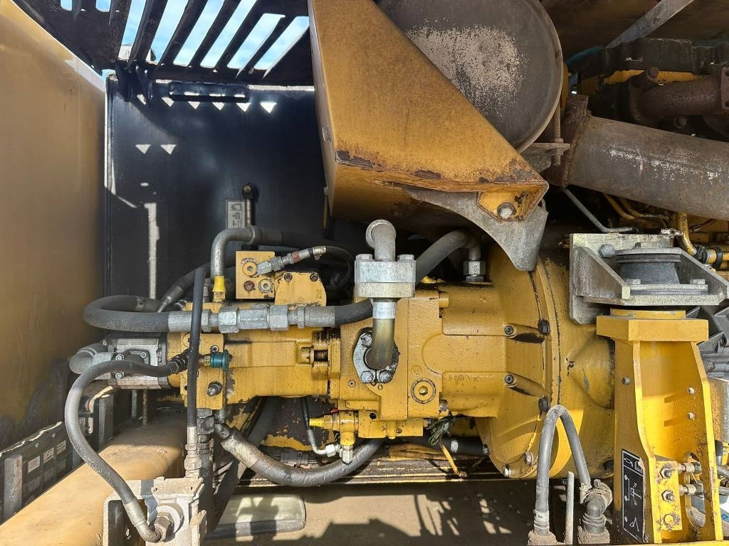 معالج النفايات CAT M 318 D MH: صورة 9