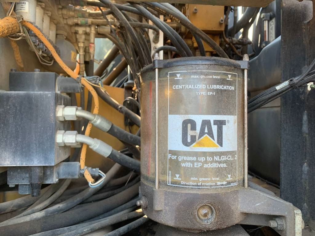حفارة دولاب CAT M 318 F: صورة 10 حفارة دولاب CAT M 318 F: صورة 10