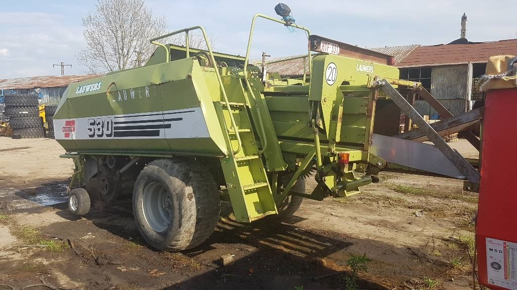 Fortschritt 530 - مكبس البالات المستطيله: صورة 2 Fortschritt 530 - مكبس البالات المستطيله: صورة 2