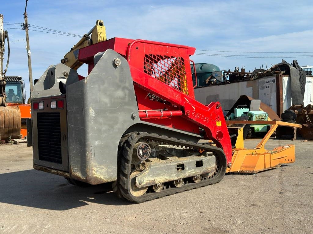 Gehl RT 175+Landhonor Forestry Mulcher - اللودر المجنزر صغير: صورة 5 Gehl RT 175+Landhonor Forestry Mulcher - اللودر المجنزر صغير: صورة 5