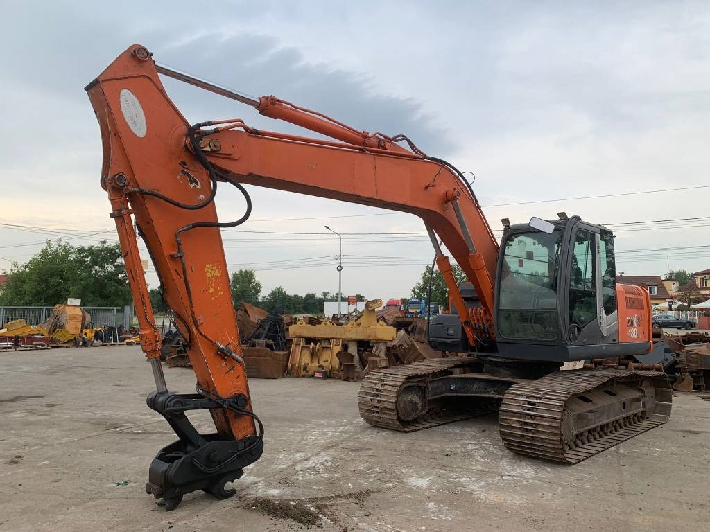Hitachi ZX 180 LC-3 - حفار زحاف: صورة 1 Hitachi ZX 180 LC-3 - حفار زحاف: صورة 1