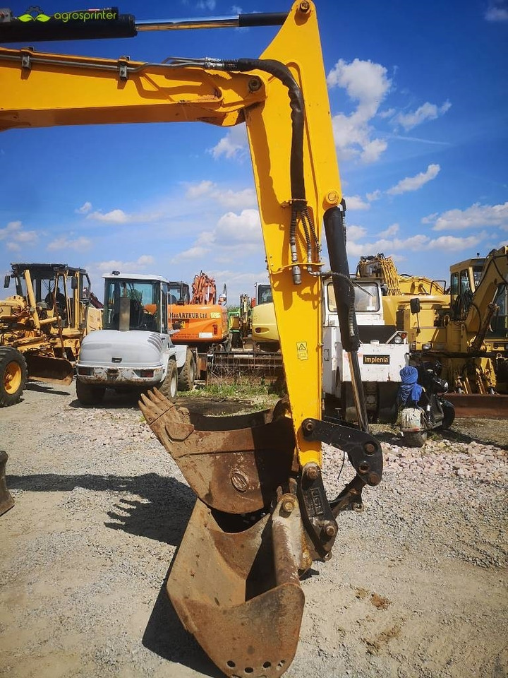 JCB 100 C - حفارة مُصَّغرة: صورة 5 JCB 100 C - حفارة مُصَّغرة: صورة 5