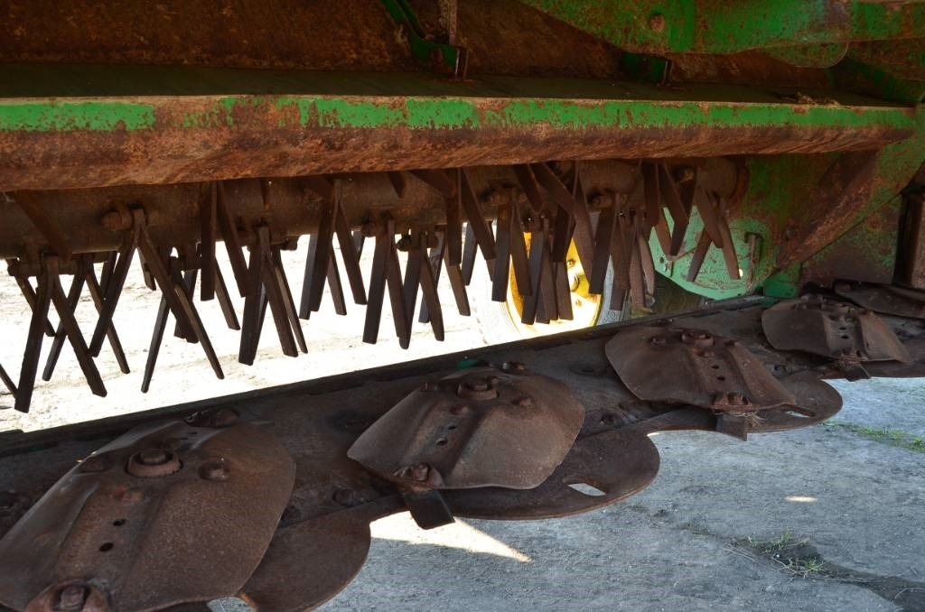 John Deere 530 - جزازة العشب: صورة 5 John Deere 530 - جزازة العشب: صورة 5