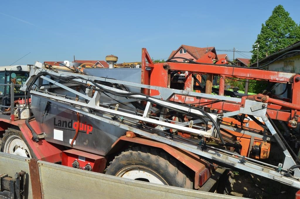 John Deere Landquip - بخاخ ذاتية الدفع: صورة 4 John Deere Landquip - بخاخ ذاتية الدفع: صورة 4