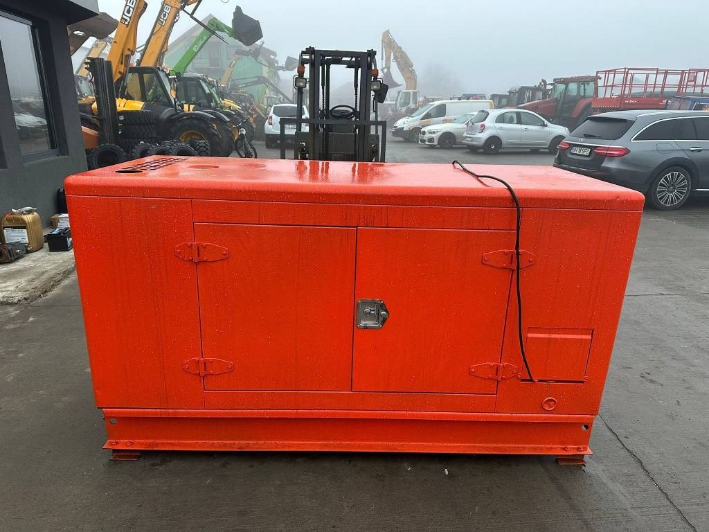 Kawakenki STC30 - مجموعة المولدات: صورة 1 Kawakenki STC30 - مجموعة المولدات: صورة 1