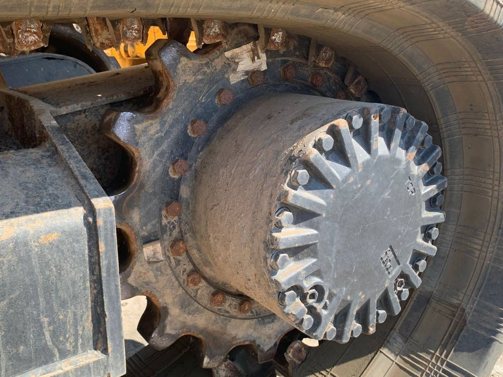 Komatsu CD 110 R-1 - شاحنة قلابة مجنزرة: صورة 5 Komatsu CD 110 R-1 - شاحنة قلابة مجنزرة: صورة 5