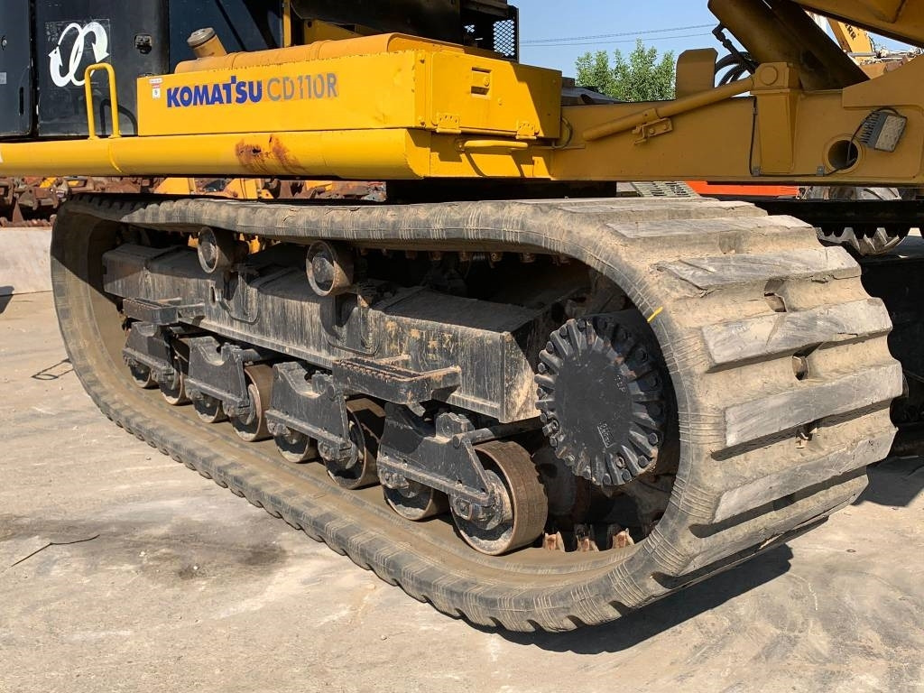 Komatsu CD 110 R-1 - شاحنة قلابة مجنزرة: صورة 4 Komatsu CD 110 R-1 - شاحنة قلابة مجنزرة: صورة 4