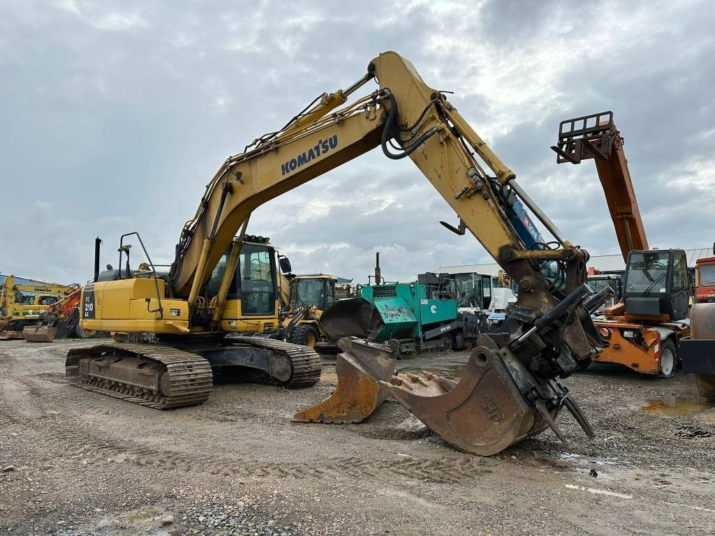 Komatsu PC 210 LC-8+Rototilt - حفار زحاف: صورة 1 Komatsu PC 210 LC-8+Rototilt - حفار زحاف: صورة 1
