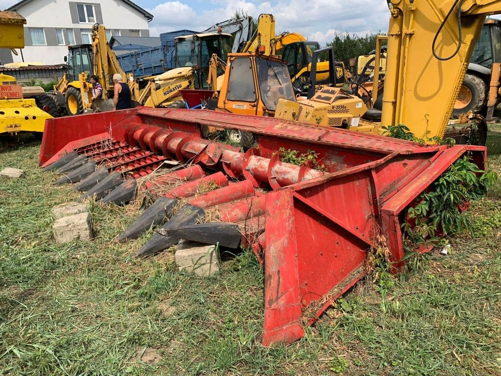 Kuhn 11M - مرفق الحصادة: صورة 2 Kuhn 11M - مرفق الحصادة: صورة 2